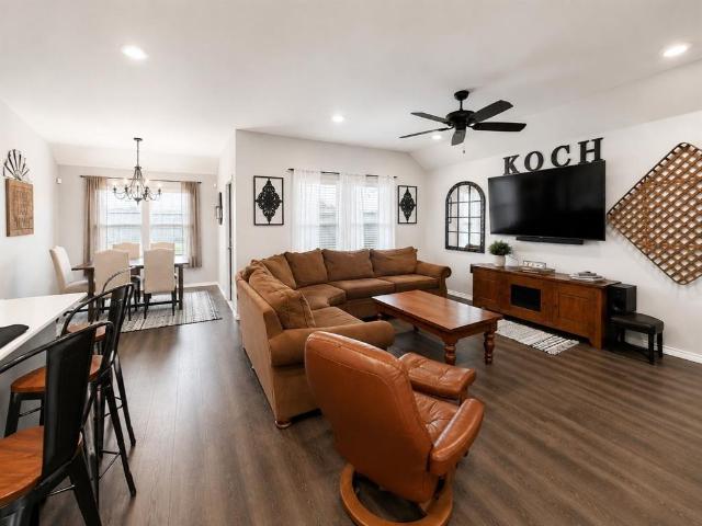 House for sale in Ellis, Texas