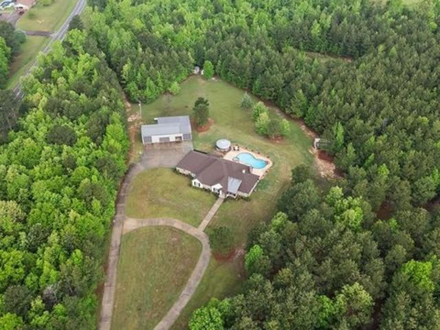 House for sale in Atlanta, Texas