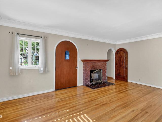 House for sale in Santa Paula, California