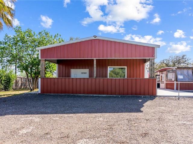 Commercial for sale in George West, Texas