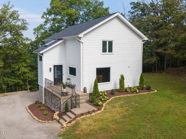 House for sale in Eastwood, Louisville