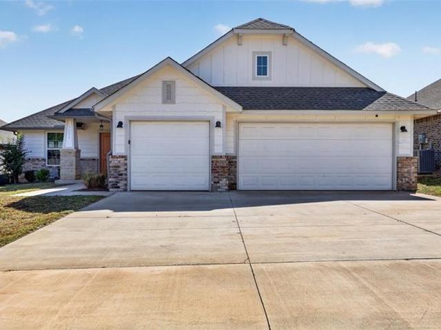 House for sale in Azalea Farms, Noble