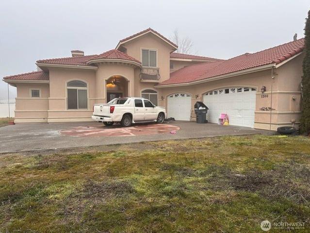 House for sale in Zillah, Washington