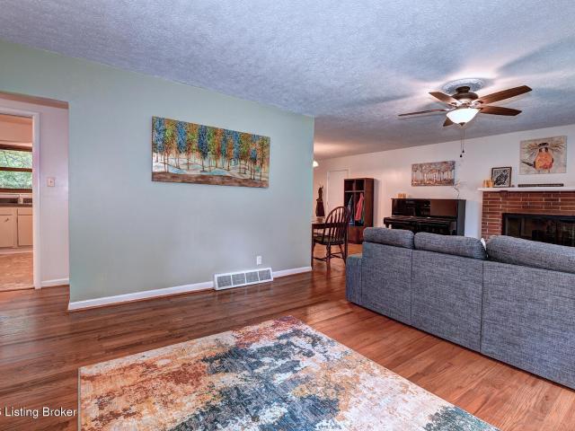 House for sale in Goshen, Kentucky