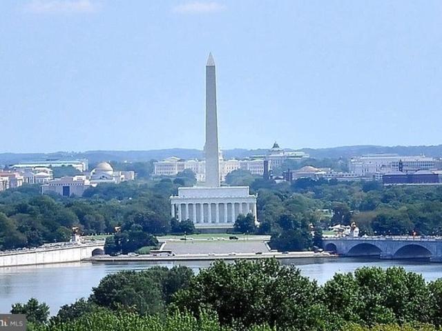 Condo for sale in Virginia