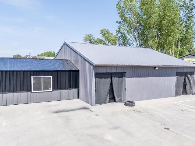 Commercial for sale in New London, Wisconsin