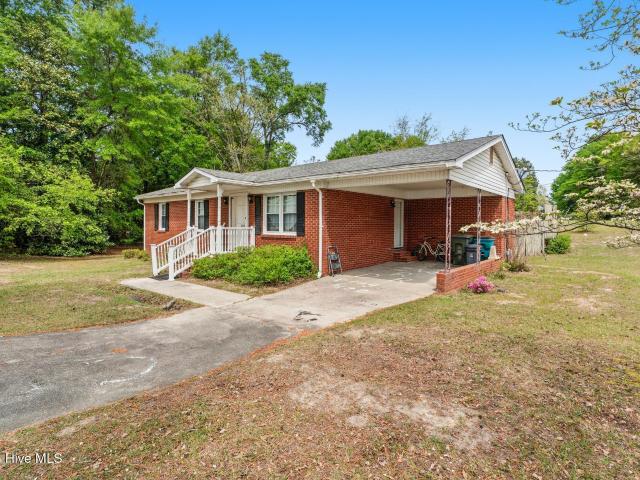 House for sale in Hamlet, North Carolina