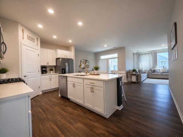 House for sale in Mchenry, Illinois