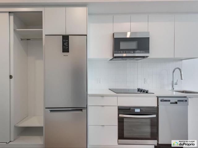 Apartment for rent in Ville-Marie, Montréal