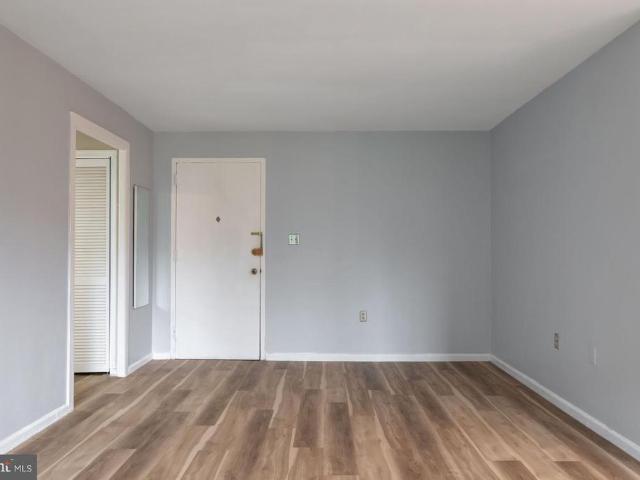 Condo for sale in Virginia