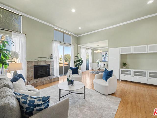 Condo for sale in Canoga Park, California