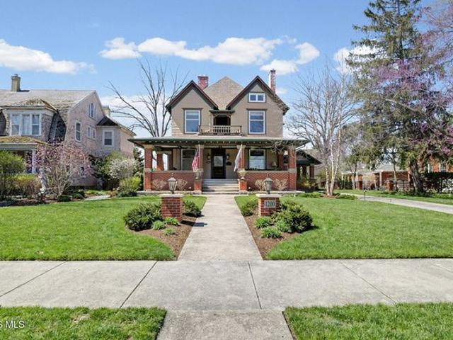 House for sale in Hawthorne Estates, Findlay