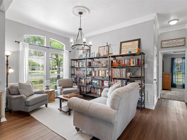 House for sale in Hewitt