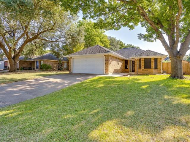 House for sale in Burleson, Texas