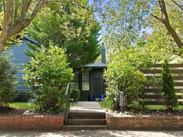 House for sale in Cloverdale Historic District, Montgomery