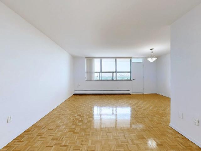 Apartment for rent in Don Valley East, Toronto