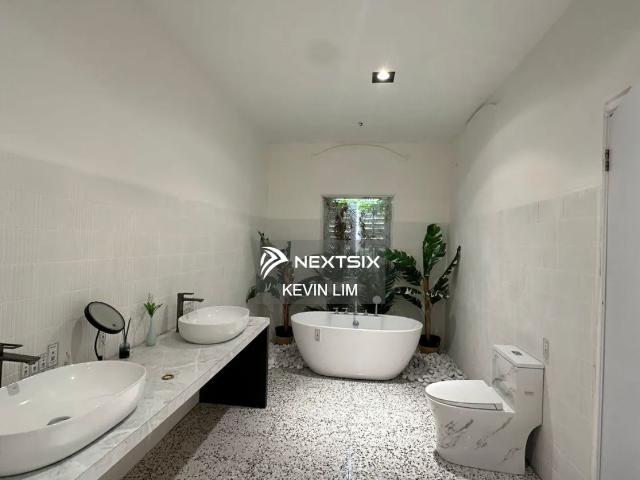Shop for rent in Georgetown, Penang