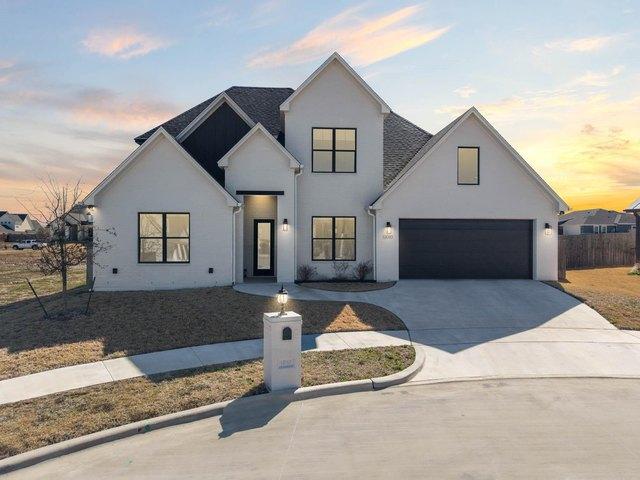 House for sale in Woodway, Texas