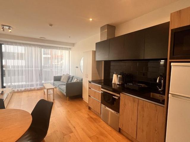 Apartment for rent in Te Tōangaroa, Auckland