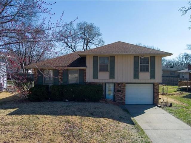 House for sale in Grandview, Missouri
