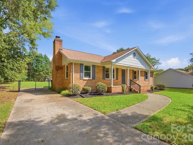 House for sale in Mecklenburg, North Carolina