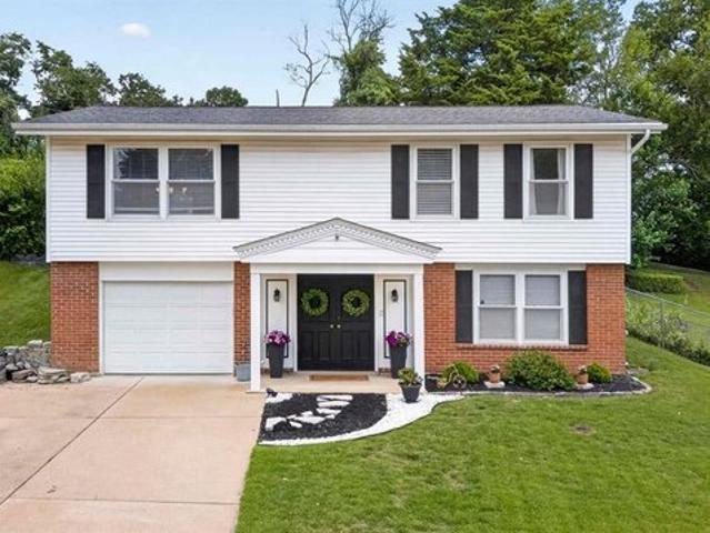 House for sale in Maryland Heights, Missouri