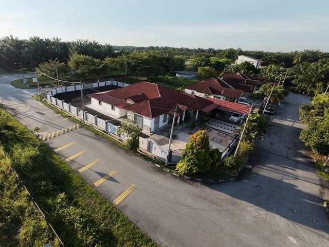 Bungalow for sale in Jenjarom, Selangor