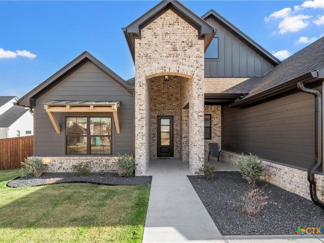 House for sale in Woodway, Texas