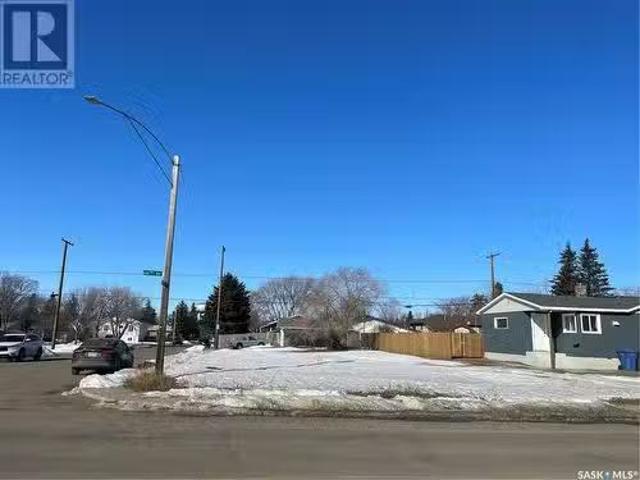 House for sale in North Battleford