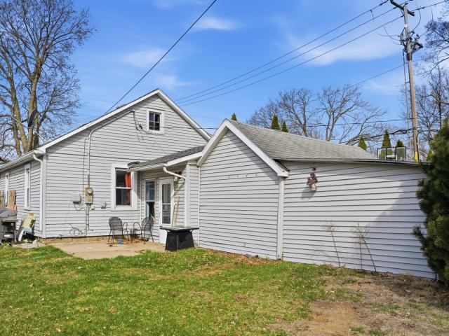 House for sale in Whiteside, Illinois