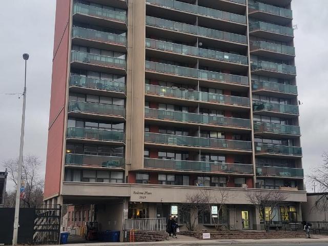 Apartment for sale in Woburn, Ontario