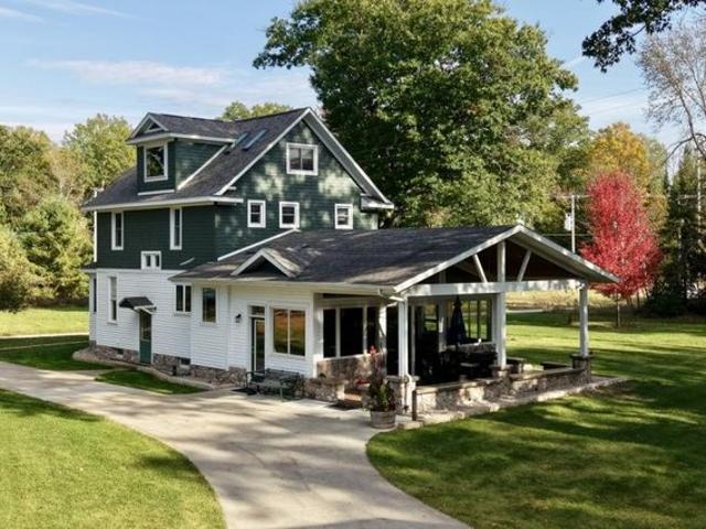 House for sale in Oscoda, Oscoda Township