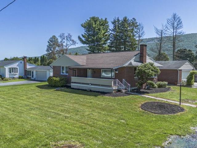 House for sale in Blair, Pennsylvania