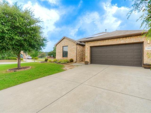 House for sale in Azle, Texas