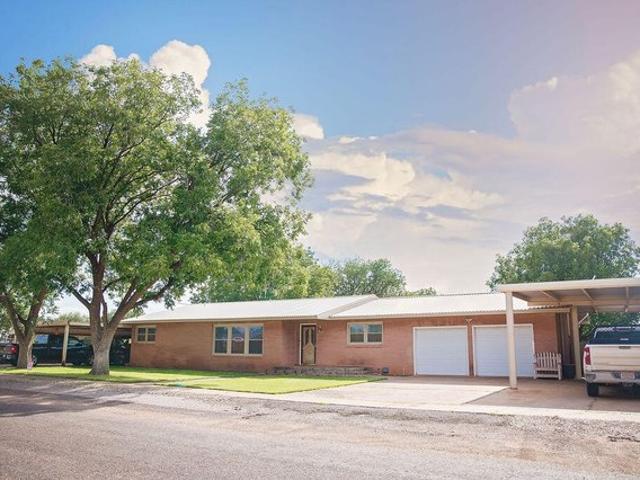 House for sale in Denver City, Texas