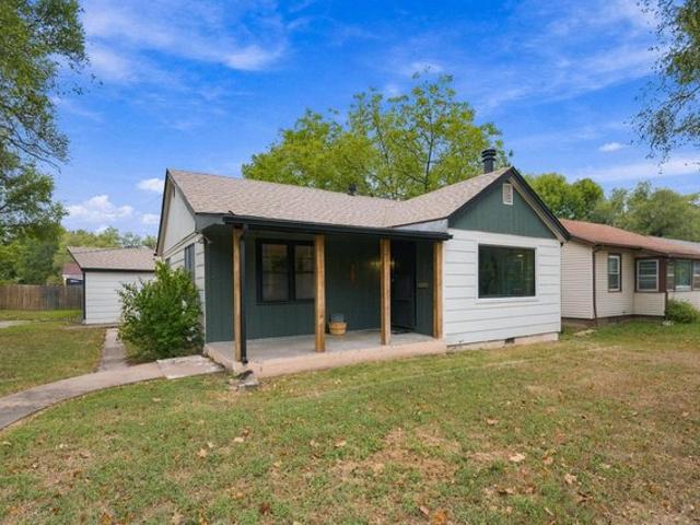 House for sale in Augusta, Butler County
