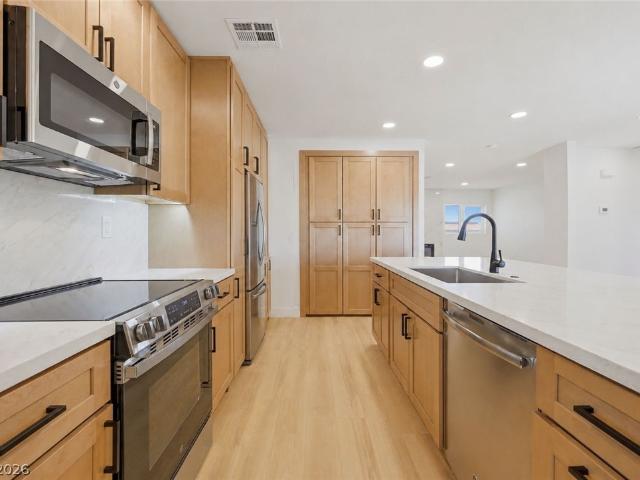 House for sale in Logandale, Nevada