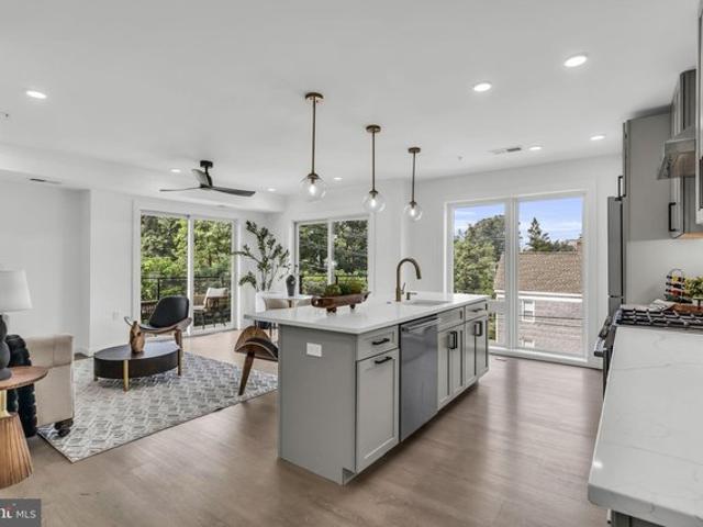 Condo for sale in Virginia
