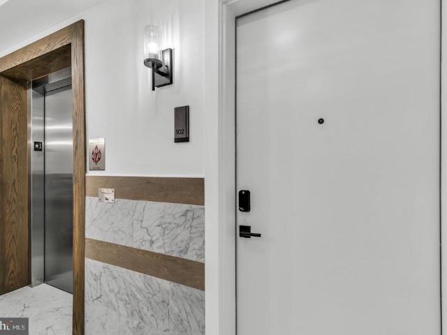 Condo for sale in Virginia