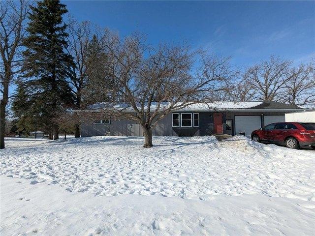 House for sale in Karlstad, Minnesota