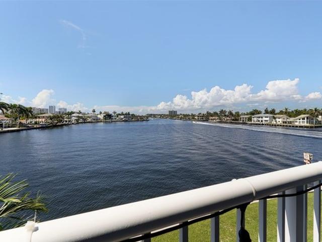 Condo for sale in Pompano Beach, Florida