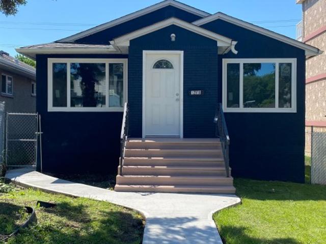 House for sale in Wedgewood, Alberta