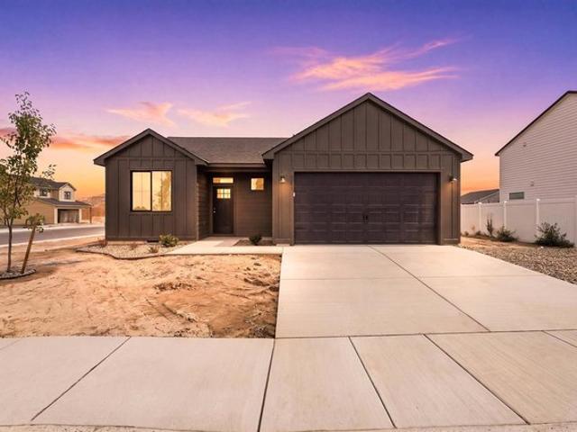 House for sale in Grandview, Washington