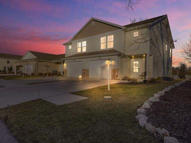 Townhouse for sale in Porter, Indiana