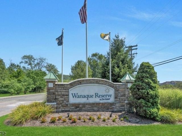 Condo for sale in Passaic, New Jersey