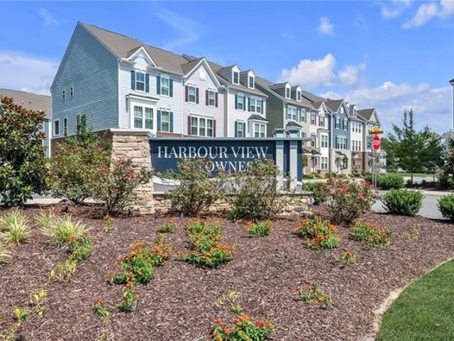 Condo for sale in Virginia