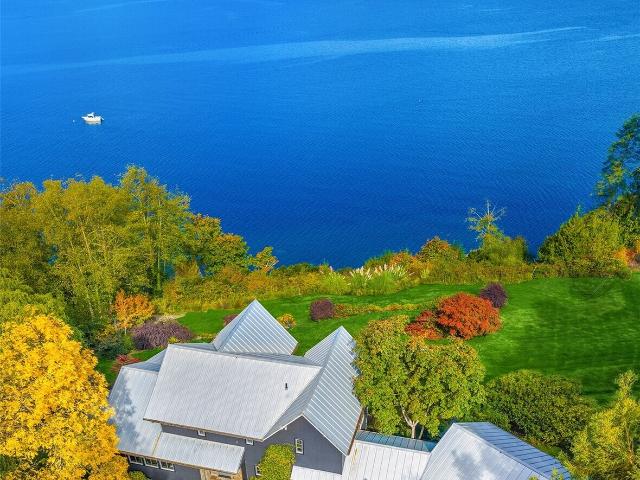 House for sale in Colvos, Vashon