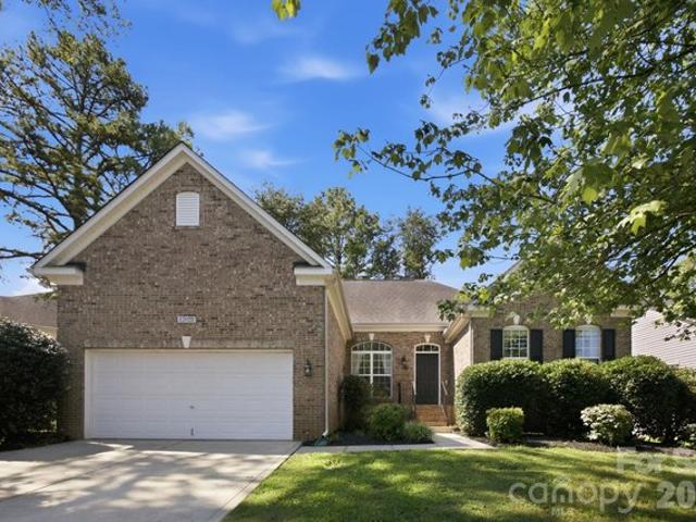 House for sale in Pineville, Mecklenburg County
