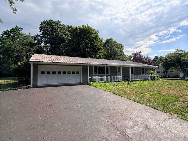 House for sale in Big Flats, New York
