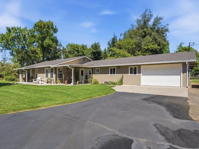 House for sale in Oakdale, California